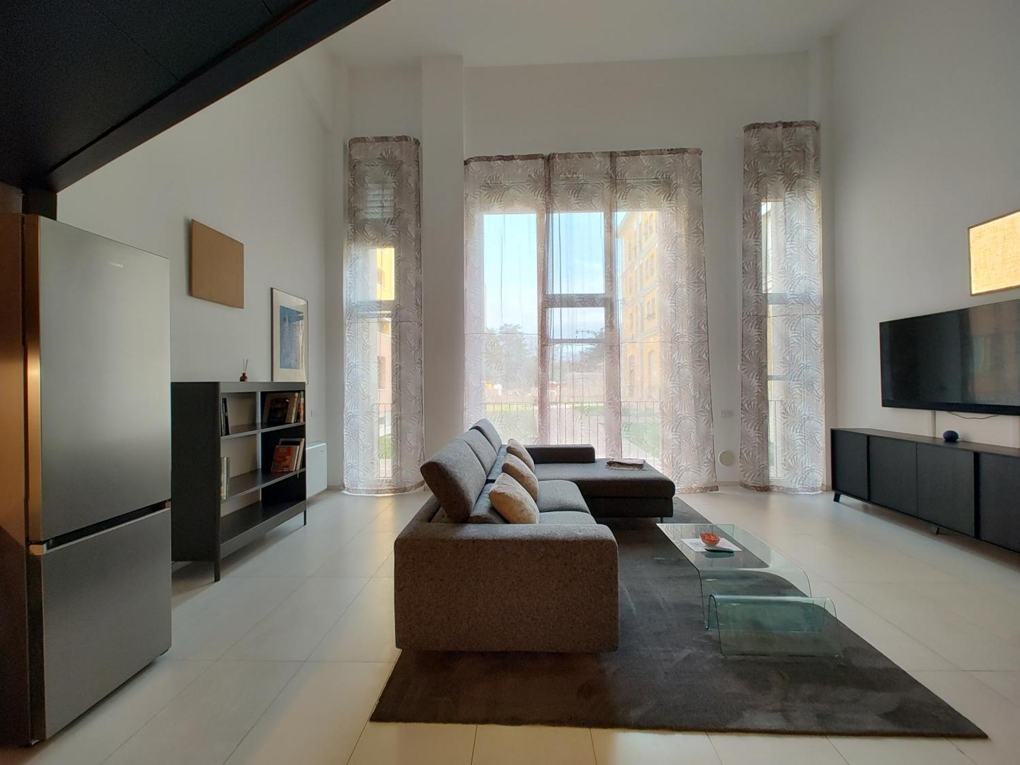Milan Space Loft - Apartment Close To M5 Subway - Free Parking - Sky & Netflix Tv Exterior photo